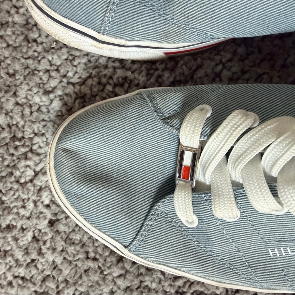 Tommy Hilfiger Light Blue Canvas Sneakers Womens 8.5 Lace Up Casual Preppy - Picture 5 of 11